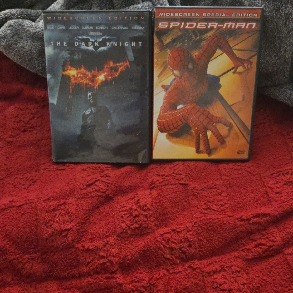 The Dark Knight and Spider-Man DVD Set - Black and Red